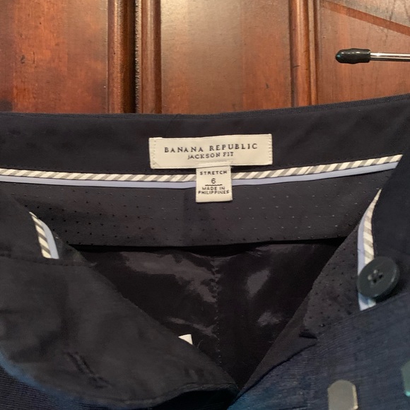 Women’s Banana Republic Size 6 Slacks - Picture 3 of 3